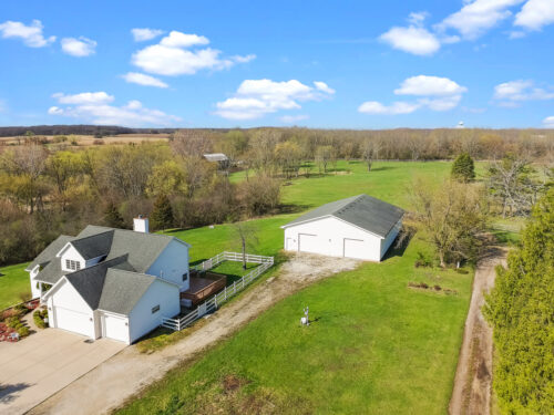 41604 N Hunt Club Road, Wadsworth, IL