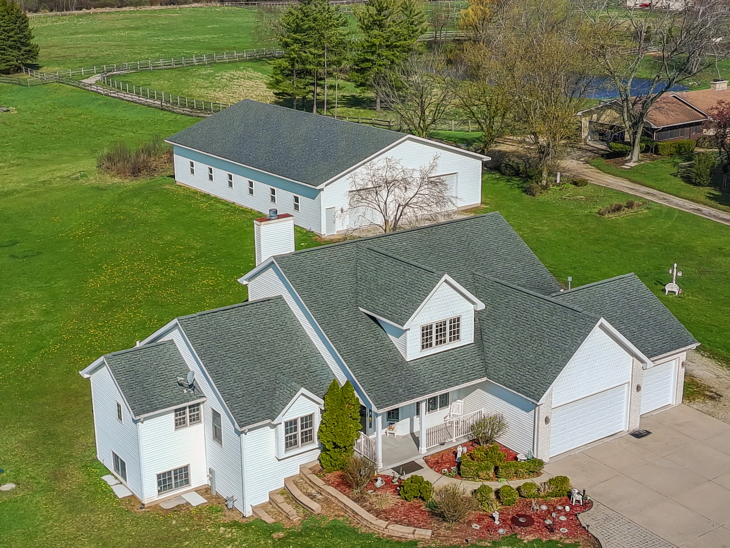 41604 N Hunt Club Road, Wadsworth, IL