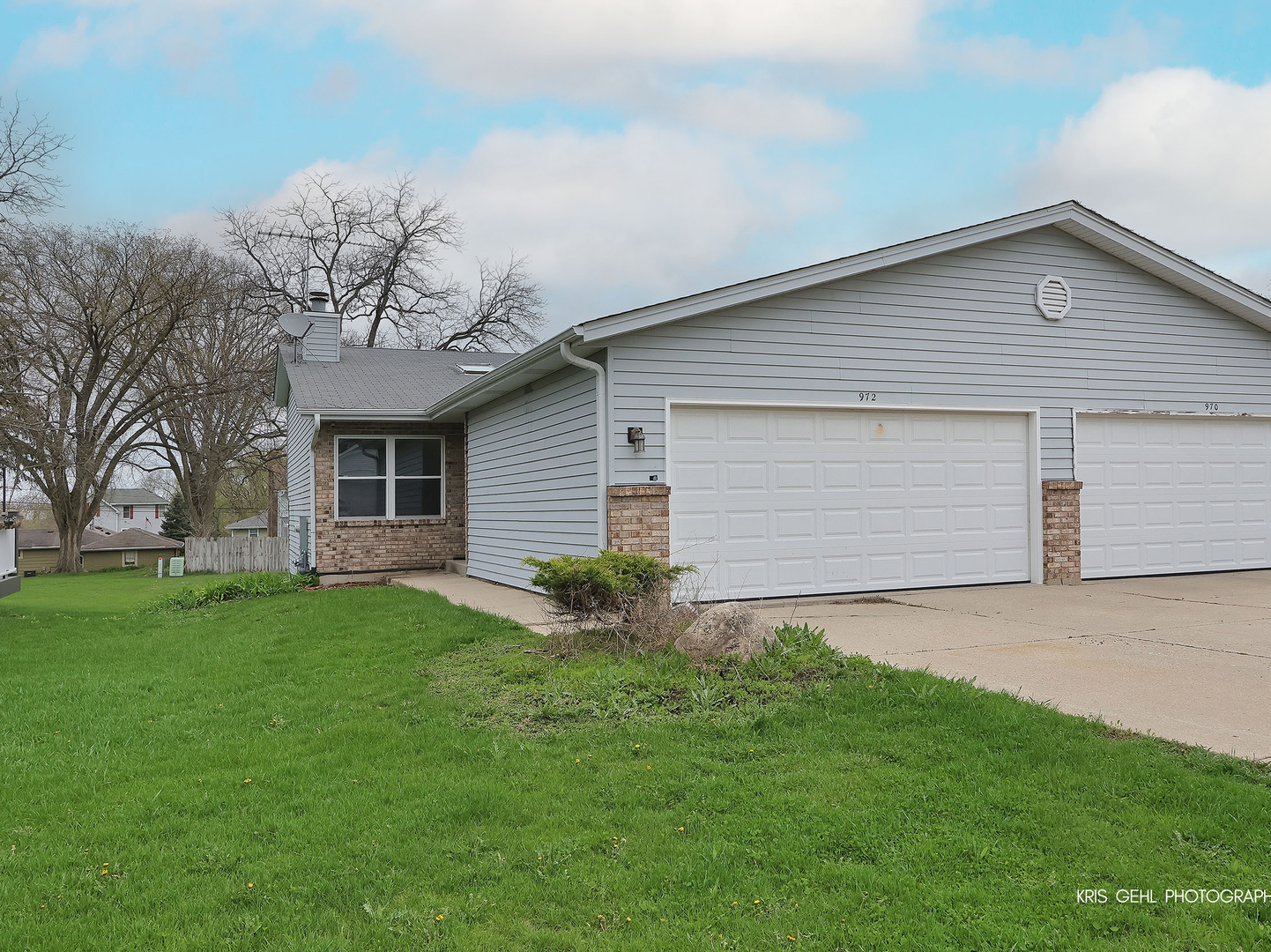 972 Pleasant Street, Woodstock, IL