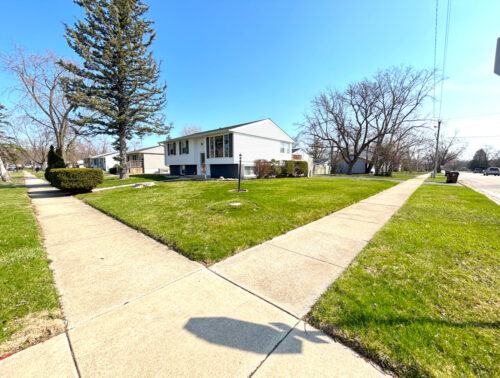 347 E Center Street, Glenwood, IL