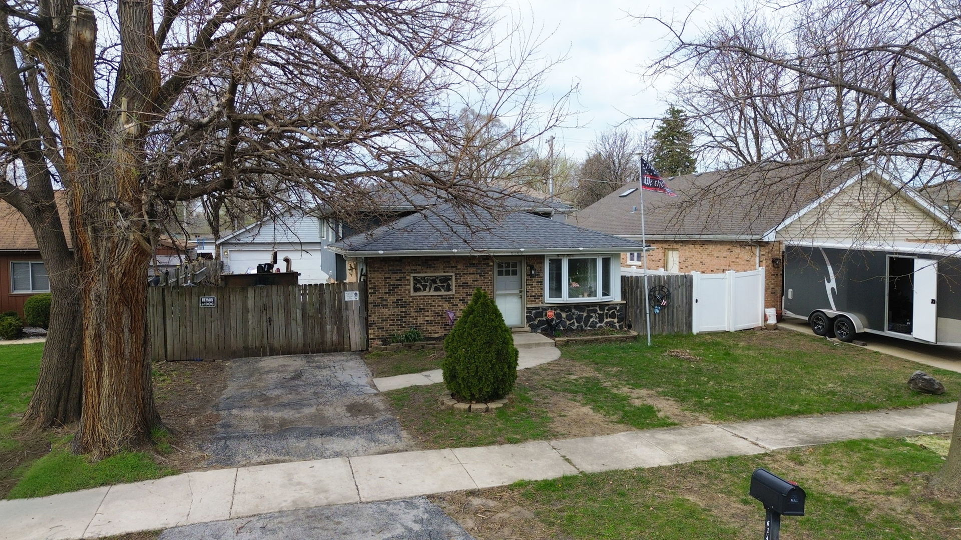 6140 W 99th Street, Oak Lawn, IL