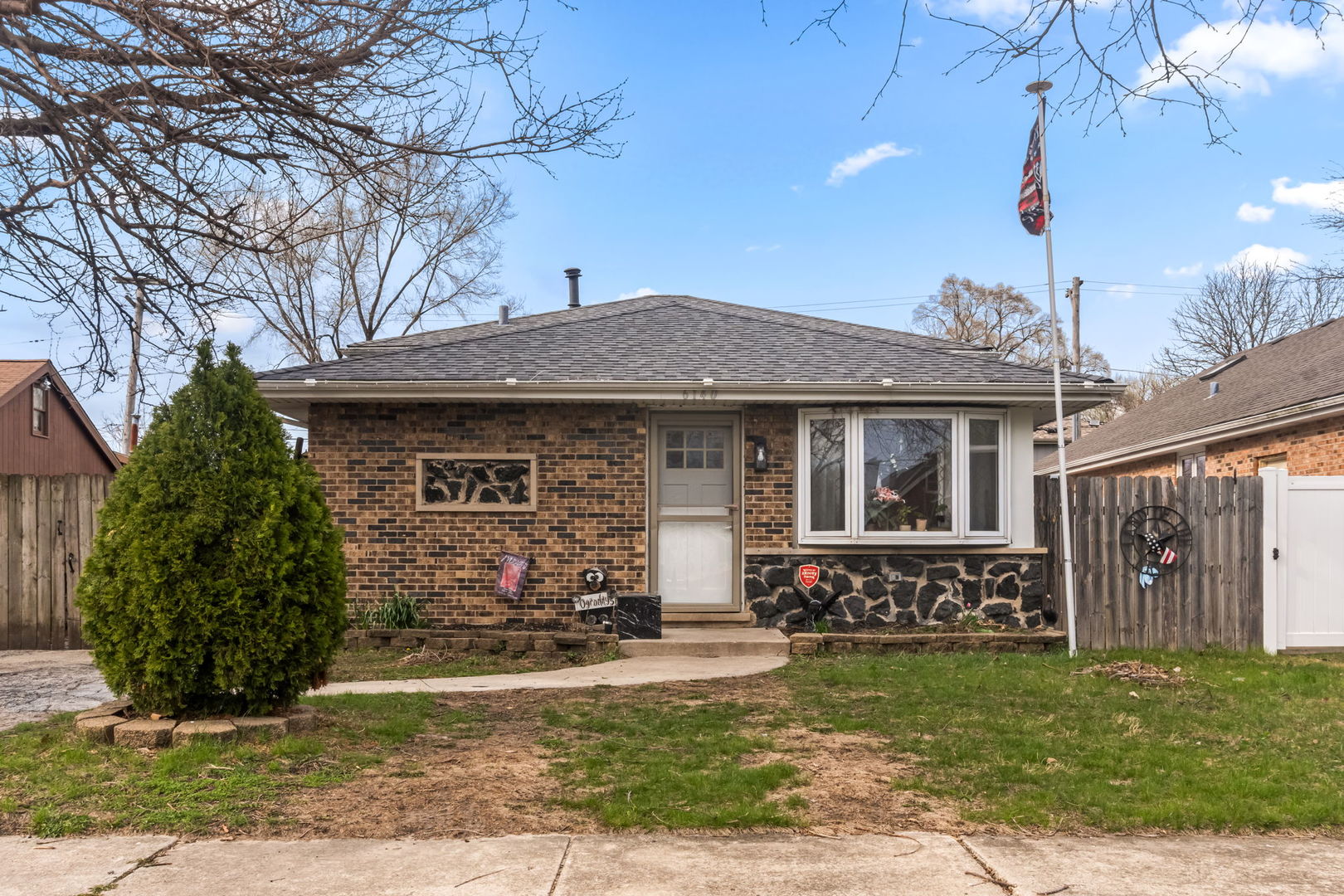 6140 W 99th Street, Oak Lawn, IL