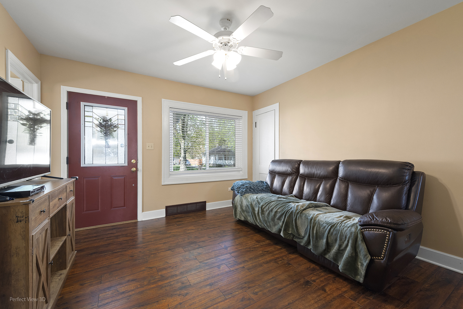 128 Independence Avenue, Joliet, IL