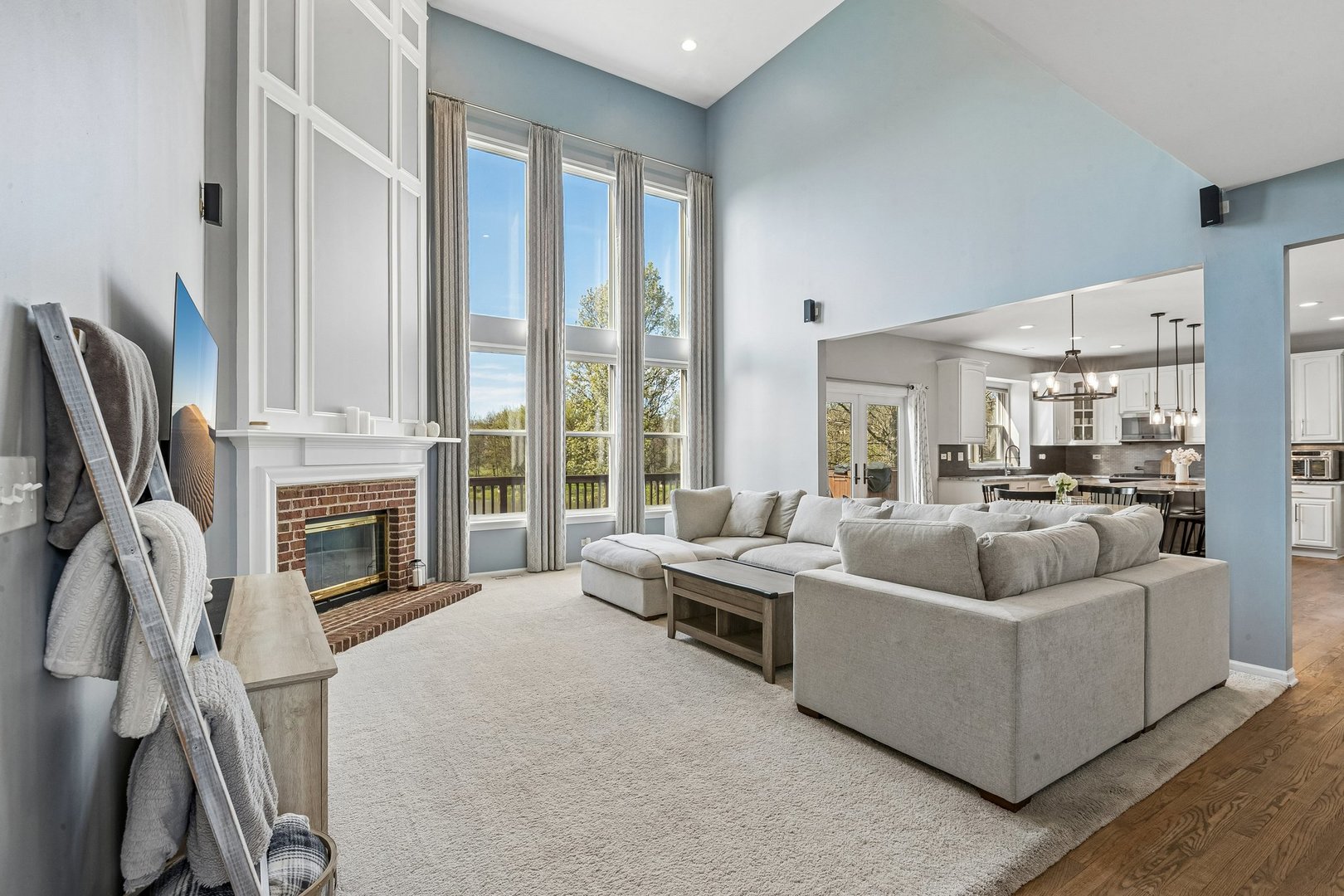 5 Orchid Court, Streamwood, IL