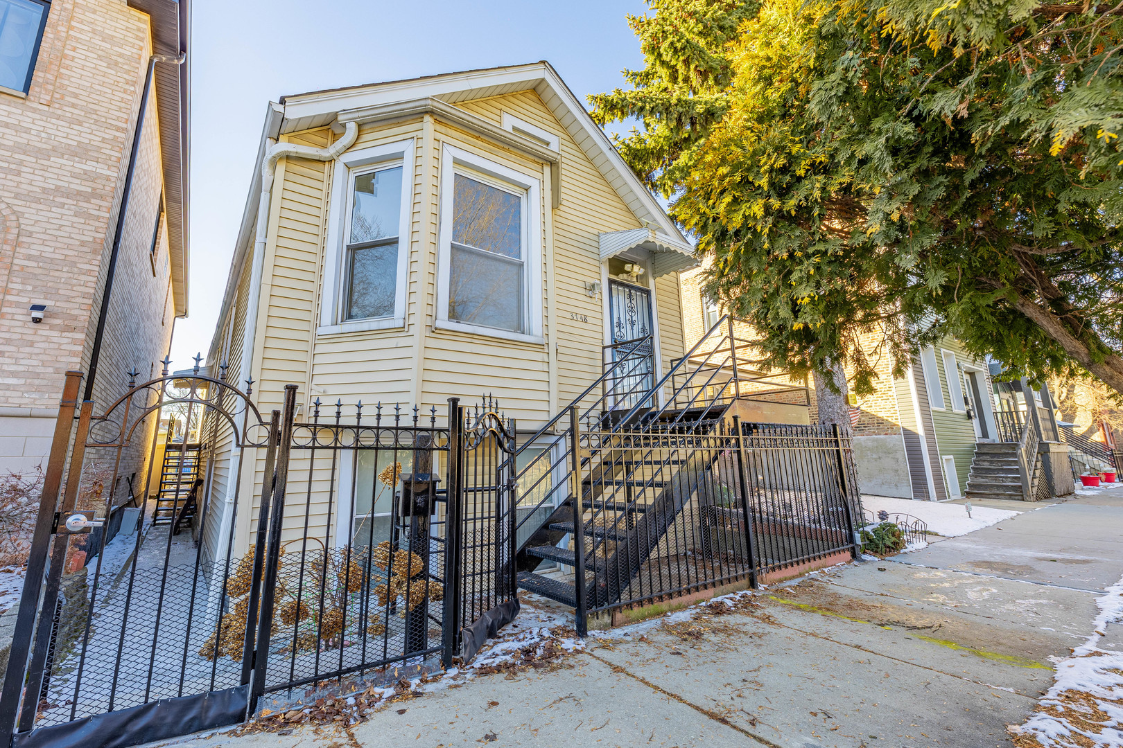 3748 S Parnell Avenue, Chicago, IL