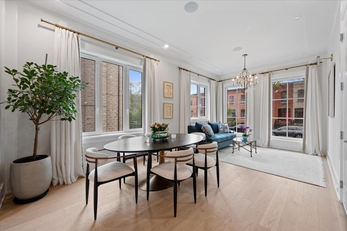 2711 N Dayton Street #1, Chicago, IL