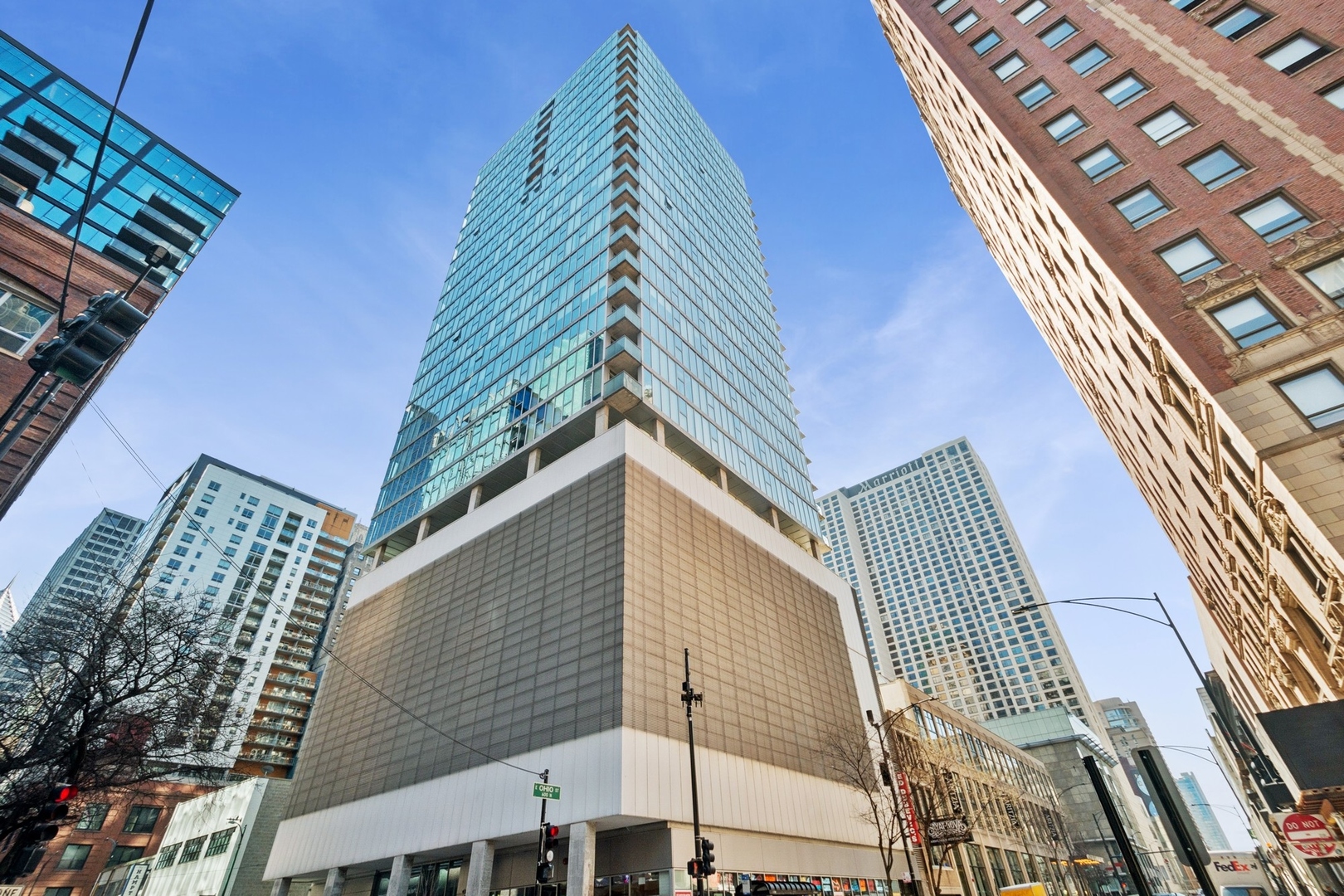 550 N Saint Clair Street #2601, Chicago, IL