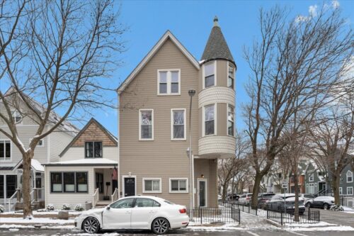 3058 N Hoyne Avenue #2F, Chicago, IL