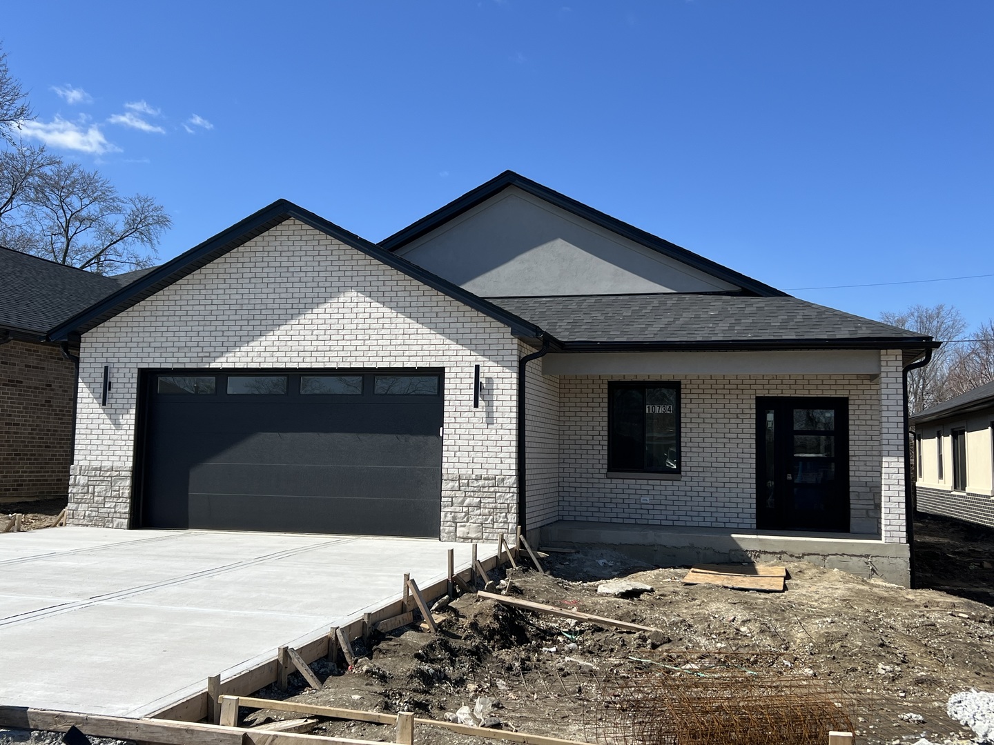 10734 S Worth Avenue, Worth, IL