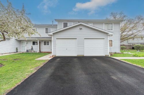 523 Alton Court, Carol Stream, IL