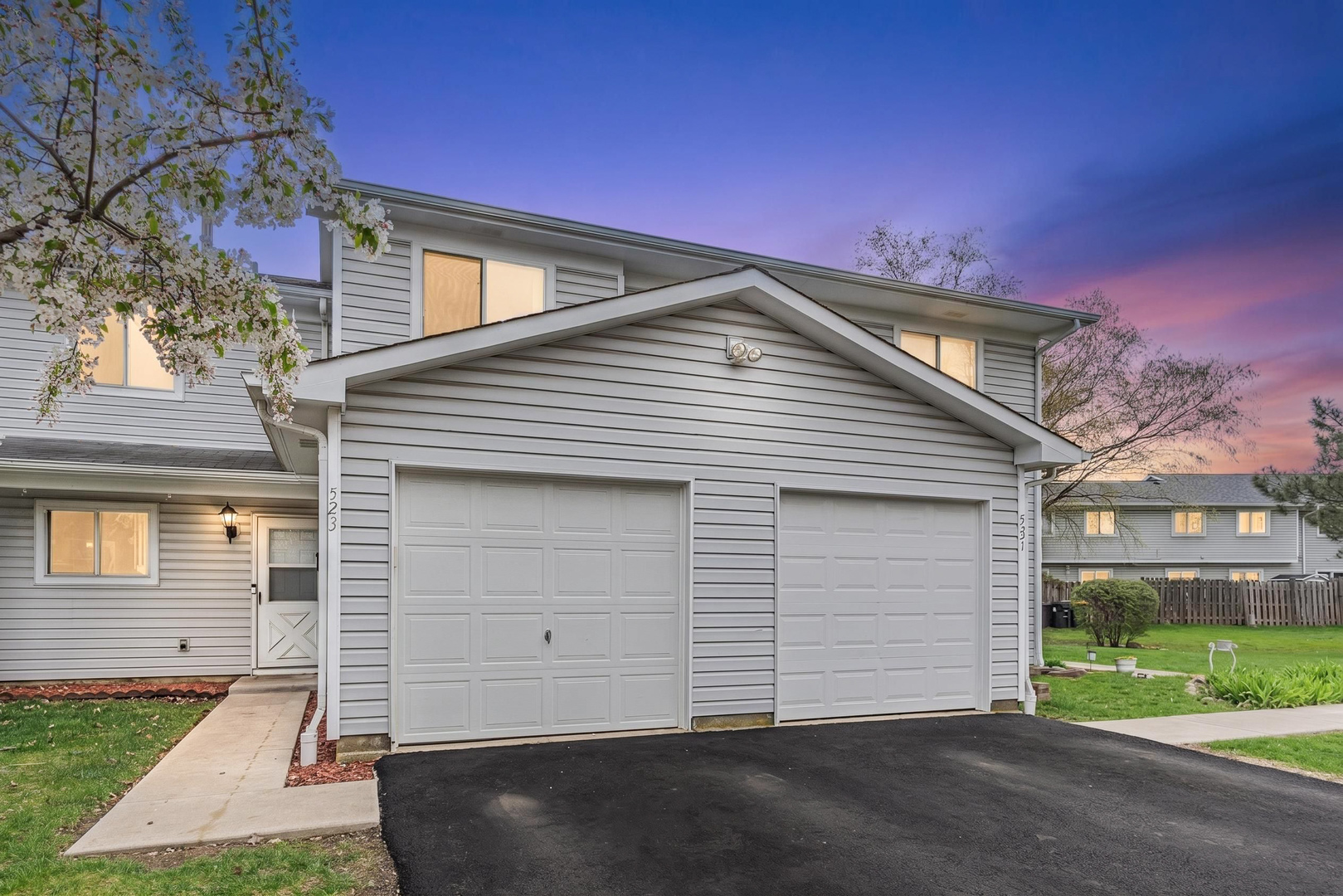523 Alton Court, Carol Stream, IL
