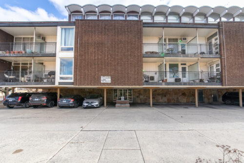 6121 W Higgins Avenue #C2, Chicago, IL