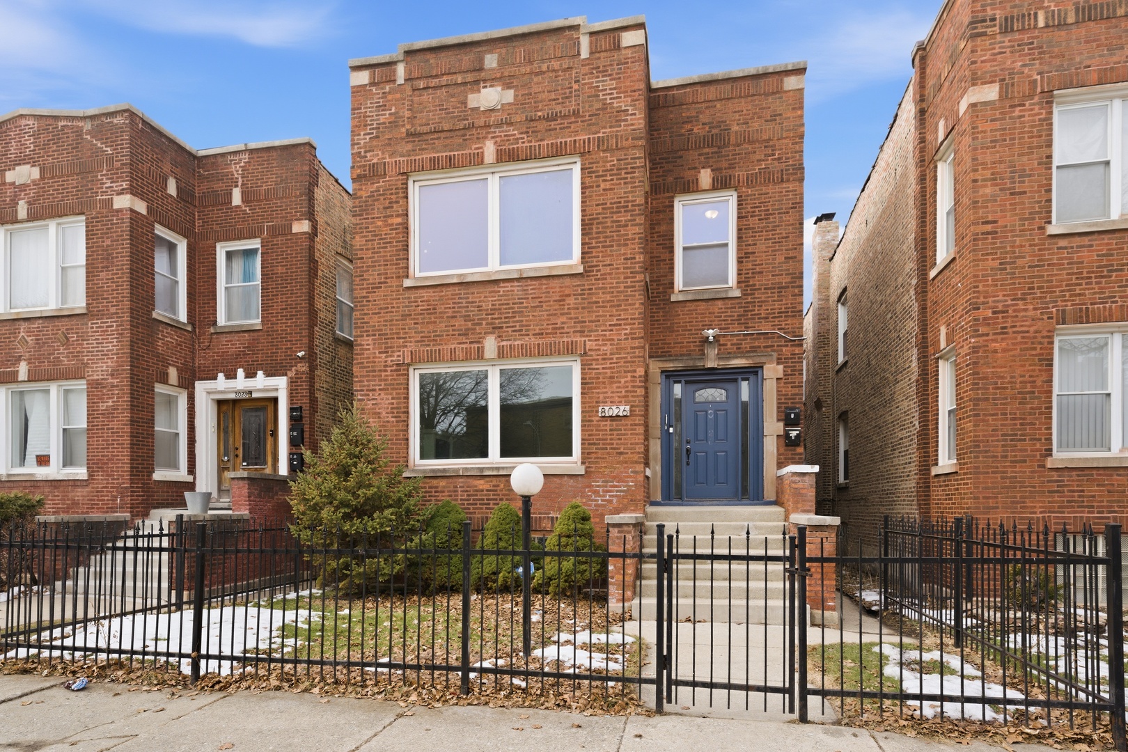 8026 S Dobson Avenue, Chicago, IL