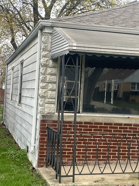 132 Geneva Avenue, Bellwood, IL