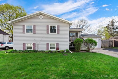 6054 HAMPTON Drive, Carpentersville, IL