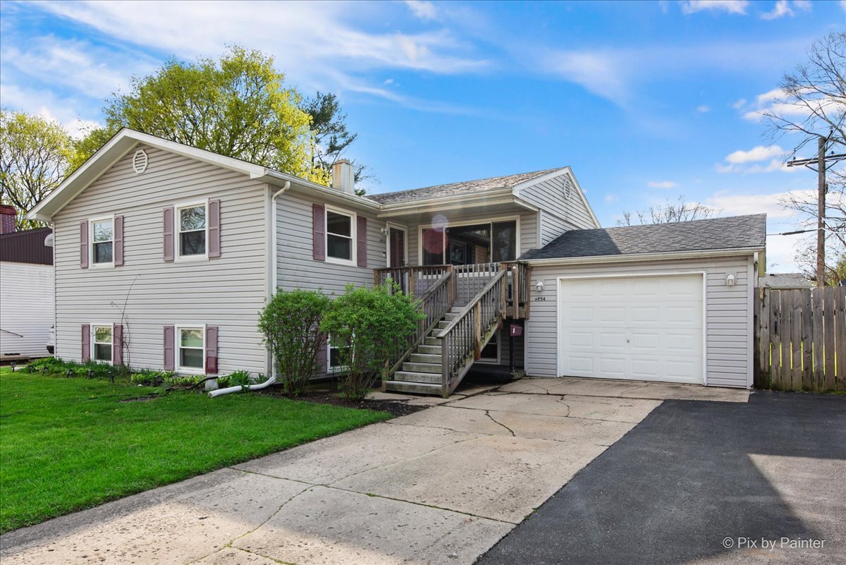 6054 HAMPTON Drive, Carpentersville, IL