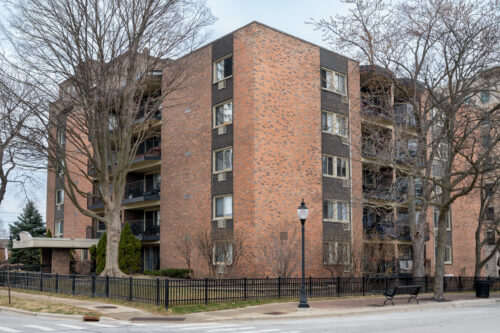 1 N CHESTNUT Avenue #1E, Arlington Heights, IL
