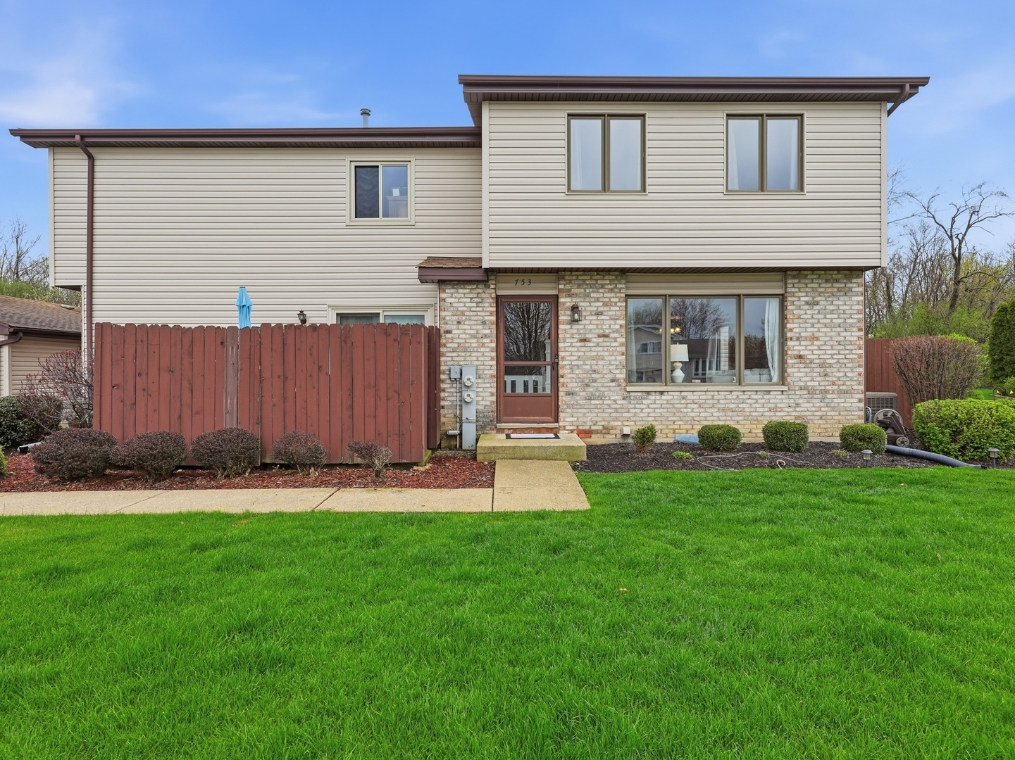 753 Bon Terre Road, New Lenox, IL