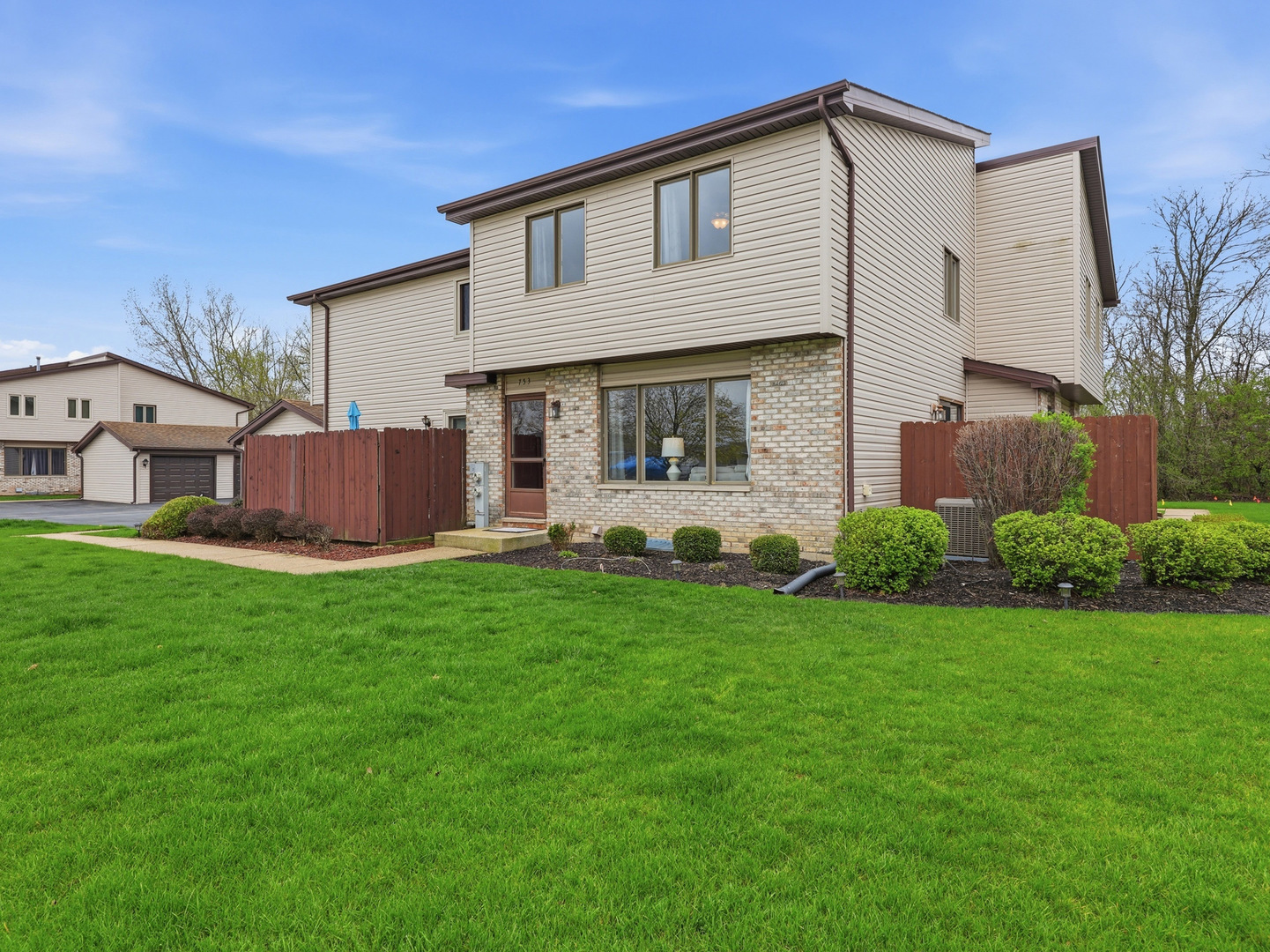 753 Bon Terre Road, New Lenox, IL