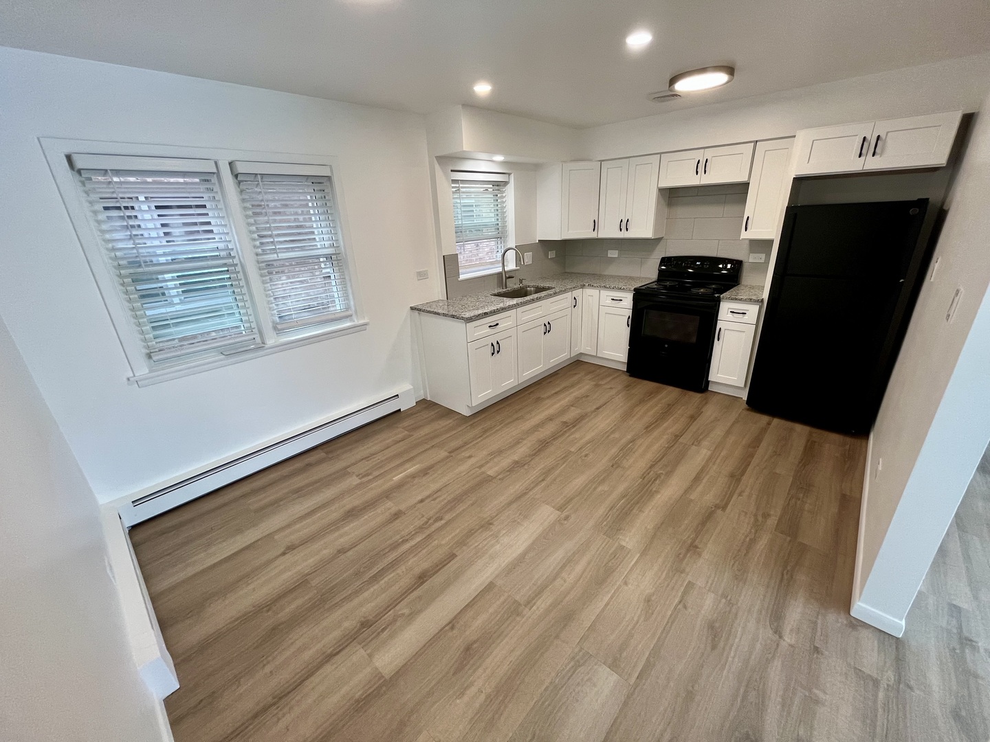 2263 S 17th Avenue, North Riverside, IL