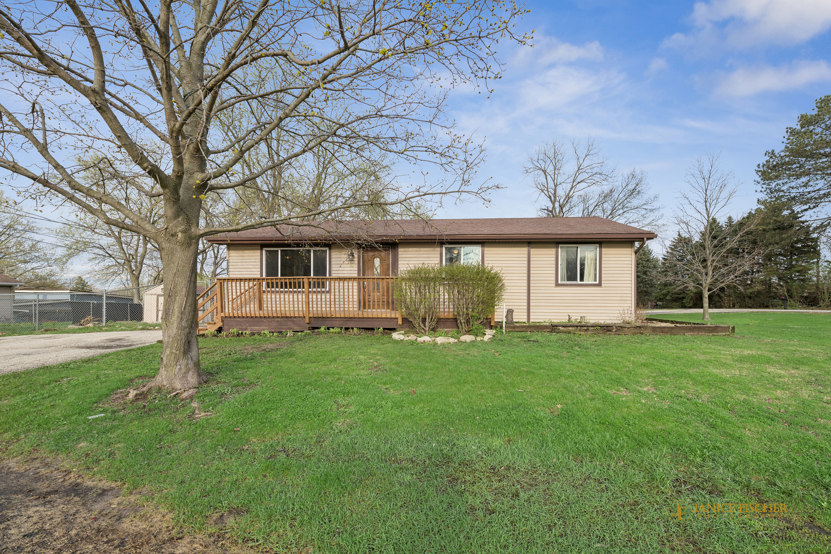 3502 Westwood Drive, Wonder Lake, IL