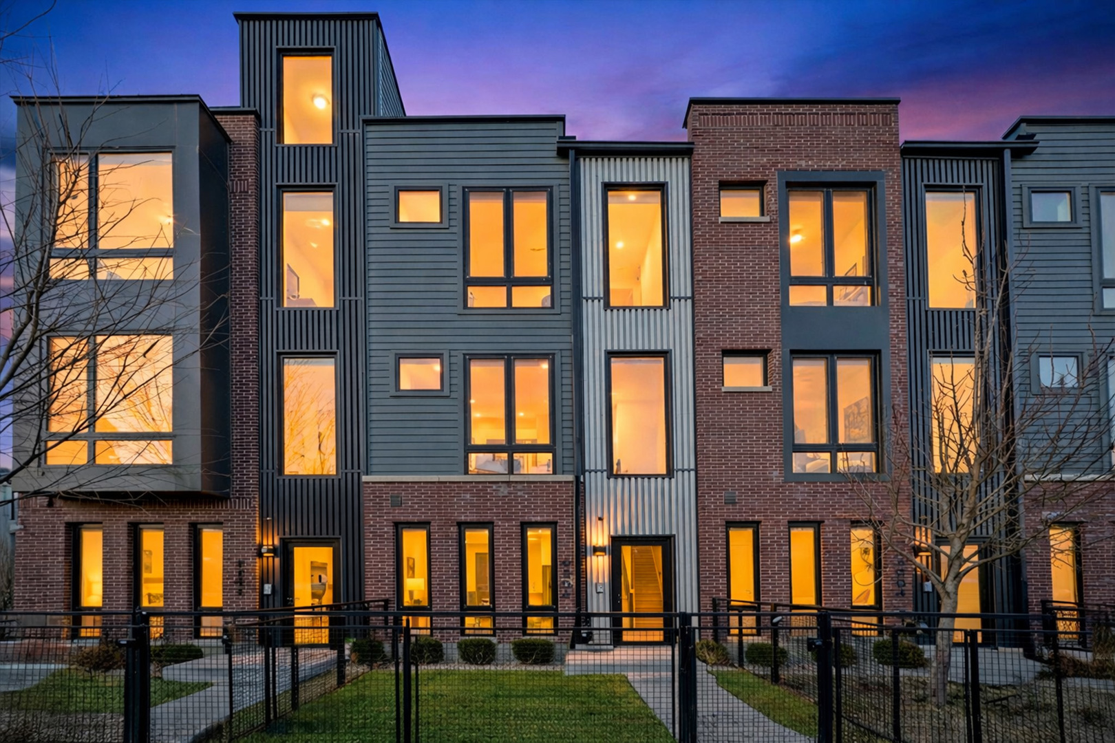 4232 W Belmont Avenue #4, Chicago, IL