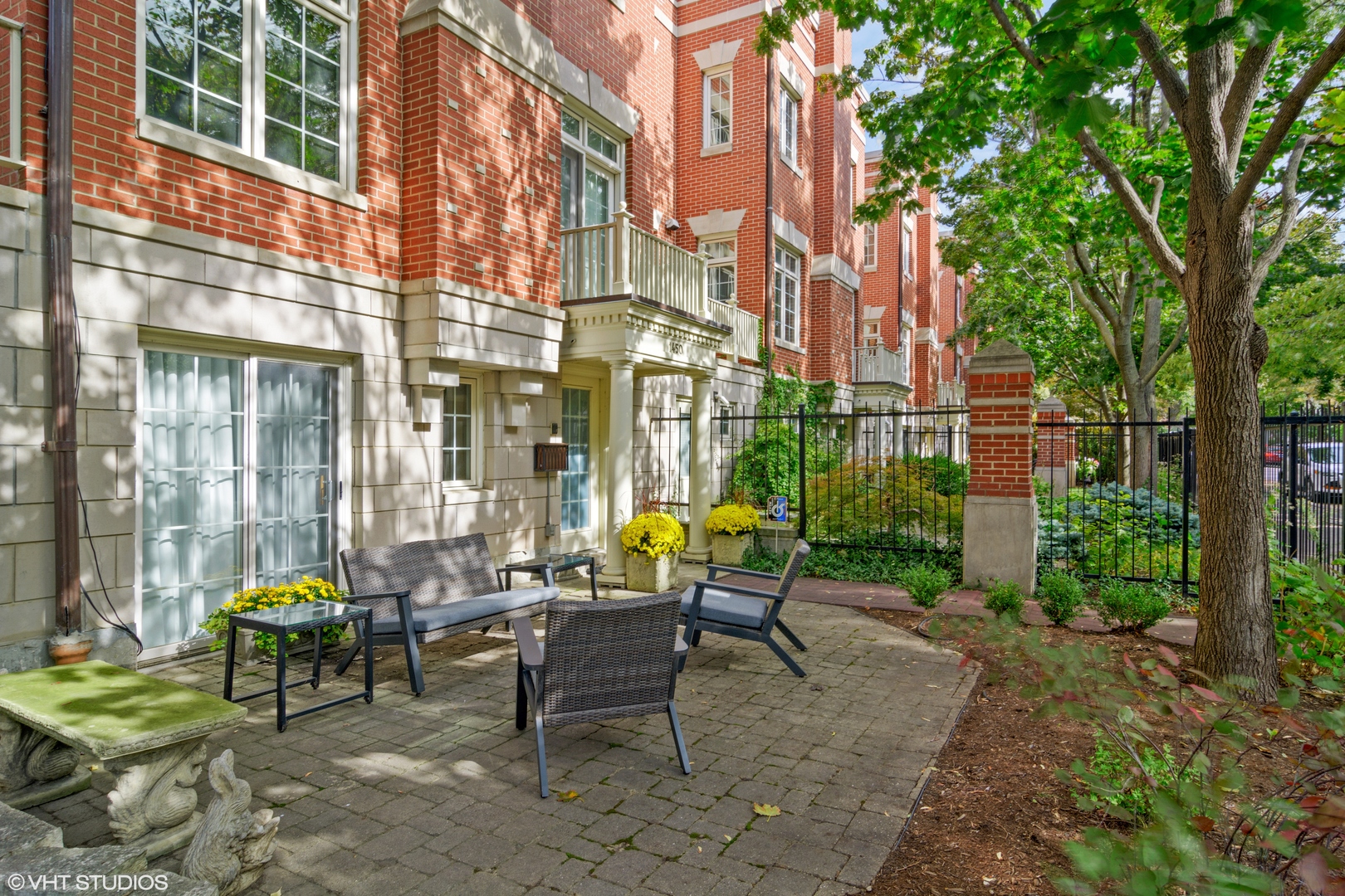 1450 W Wrightwood Avenue, Chicago, IL