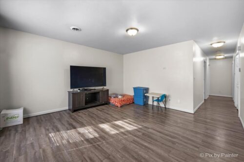 705 Hawthorne Lane, Genoa, IL