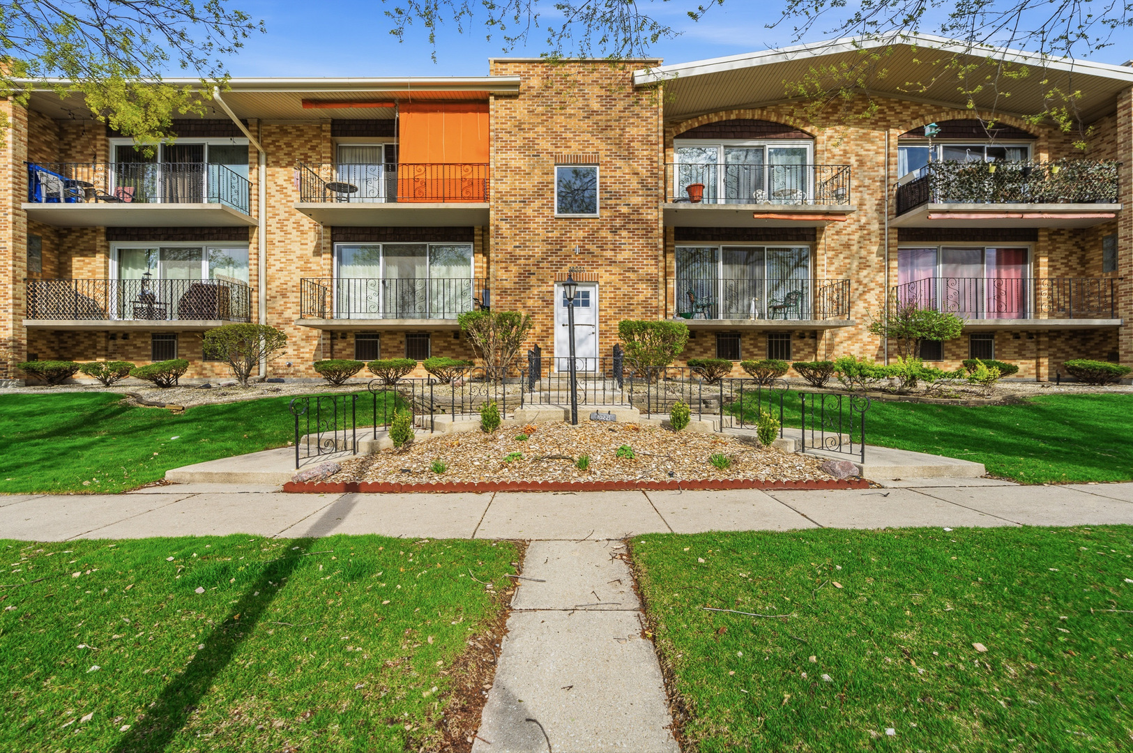 10221 S Komensky Avenue #1E, Oak Lawn, IL