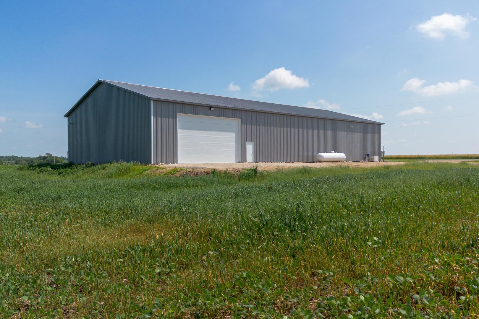 957 County Road 2000 E, Varna, IL