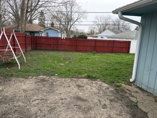 100 Hickory Drive, Carpentersville, IL