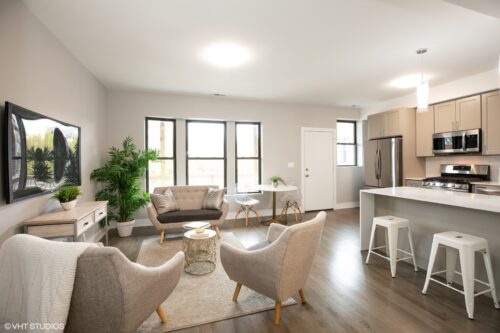 5038 S Saint Lawrence Avenue #2N, Chicago, IL