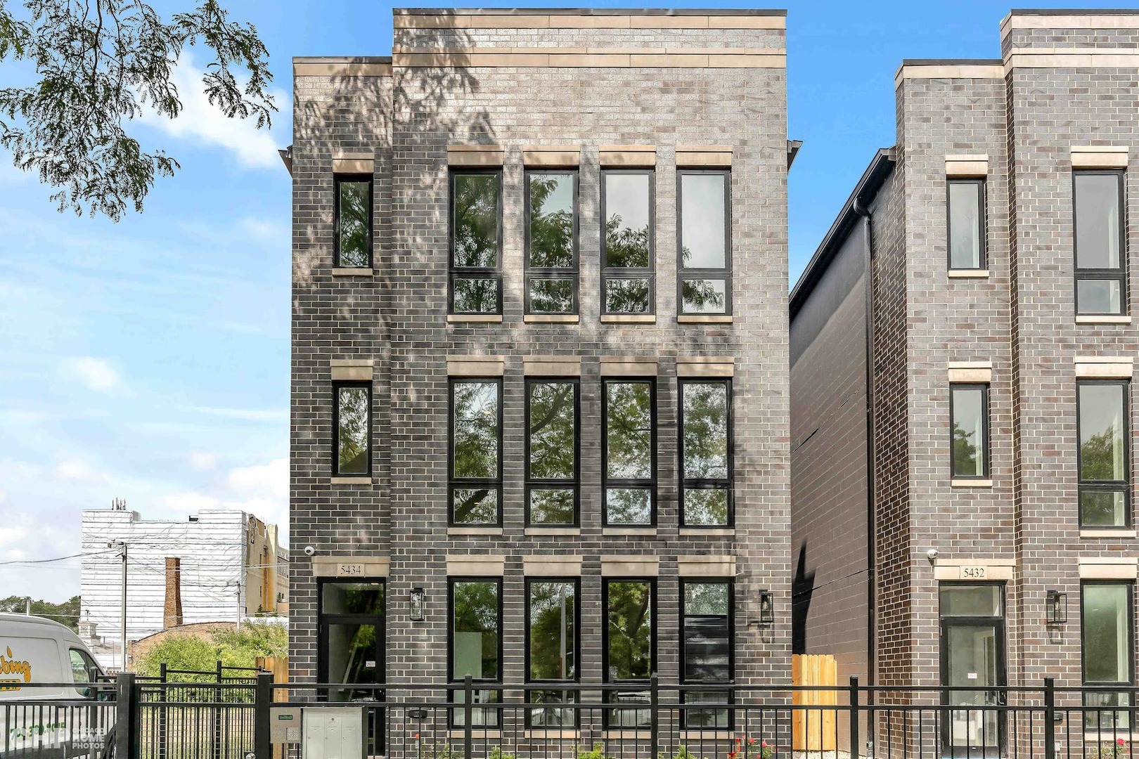 5434 S Michigan Avenue #2, Chicago, IL