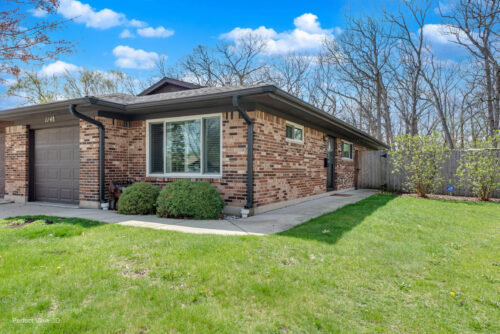 1148 Fulton Drive, Streamwood, IL
