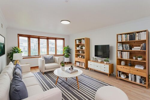 8706 W Stolting Road, Niles, IL