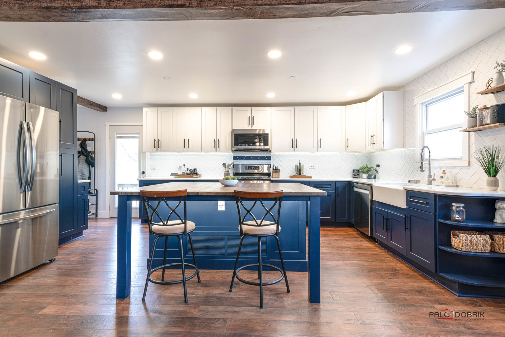 28 Rushmore Road, Fox Lake, IL