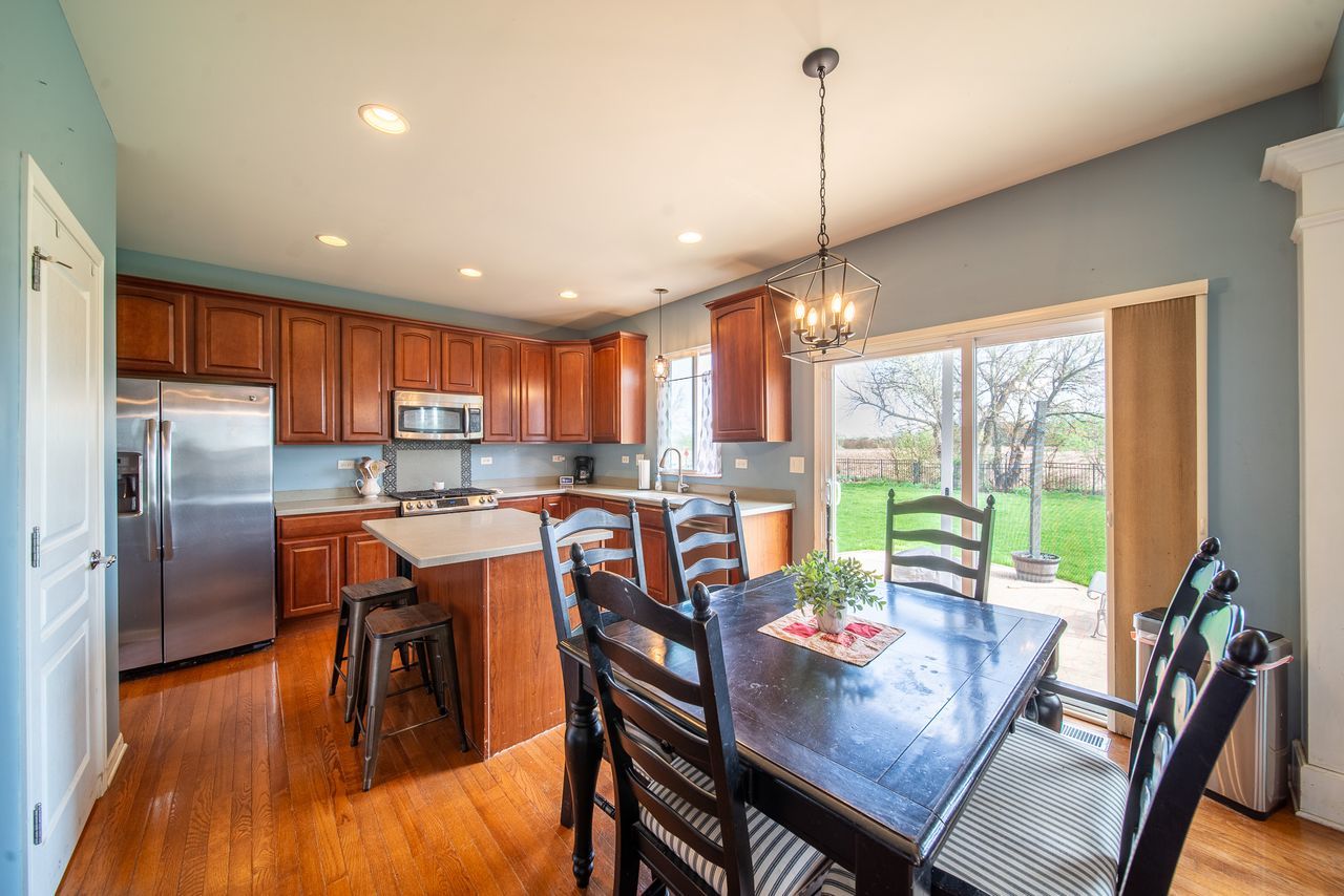 2382 Emerald Lane, Yorkville, IL