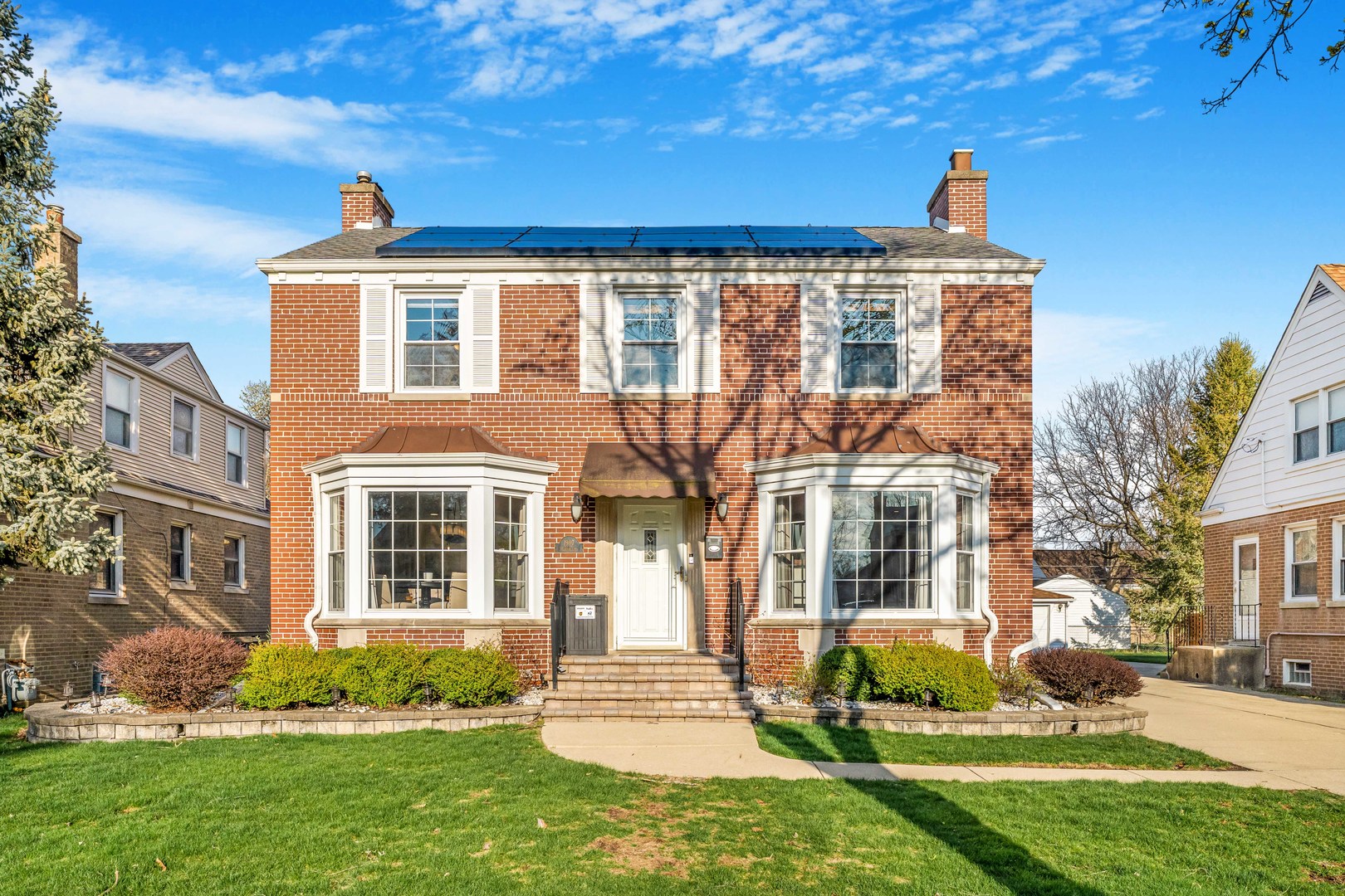 1907 Portsmouth Avenue, Westchester, IL