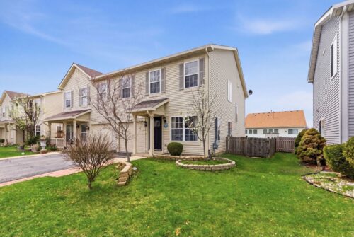 688 S Shannon Drive, Romeoville, IL