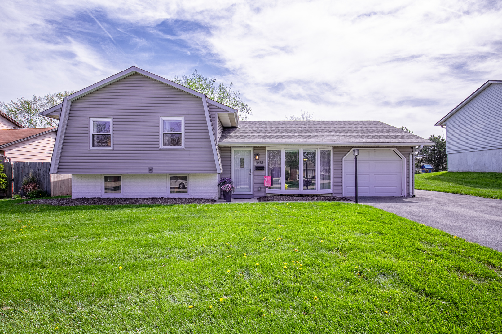 903 Notre Dame Drive, Matteson, IL