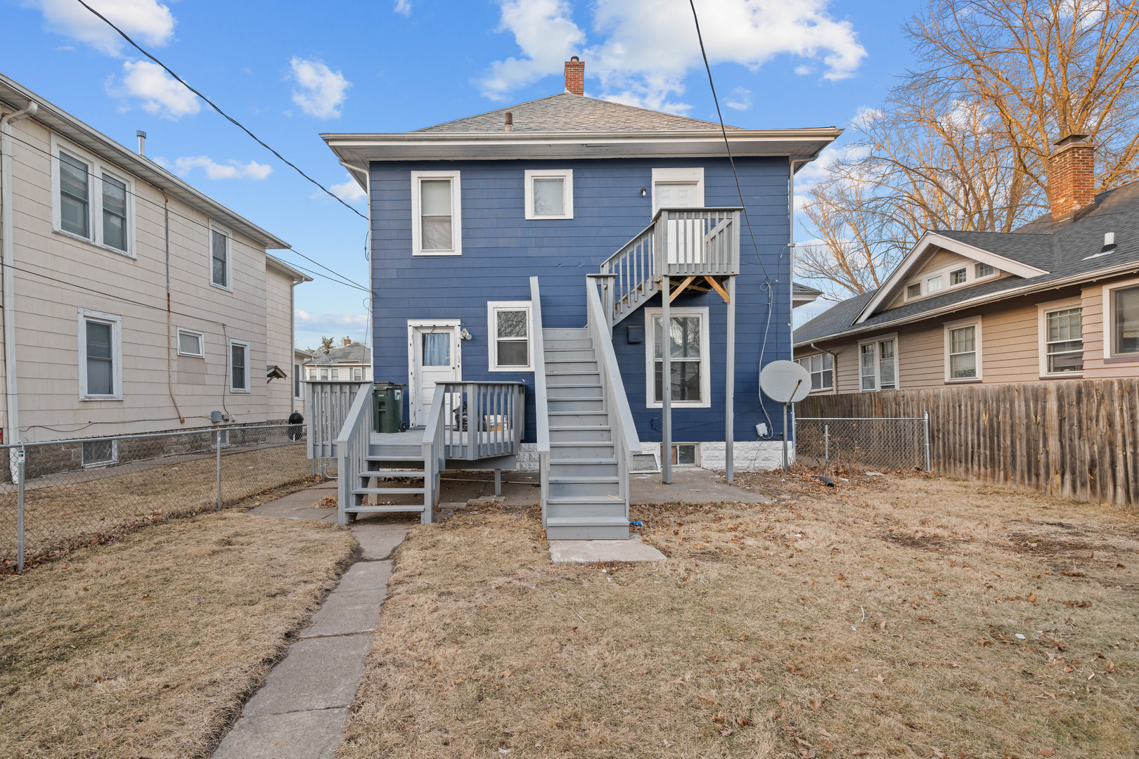 211 E Dover Court, Davenport, IA