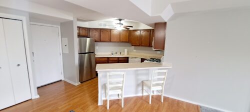 6337 Roosevelt Road #202, Berwyn, IL