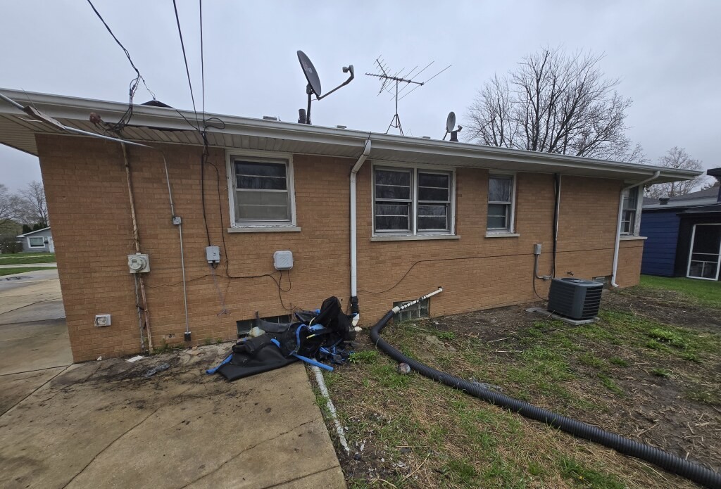 3620 Sangamon Street, Steger, IL