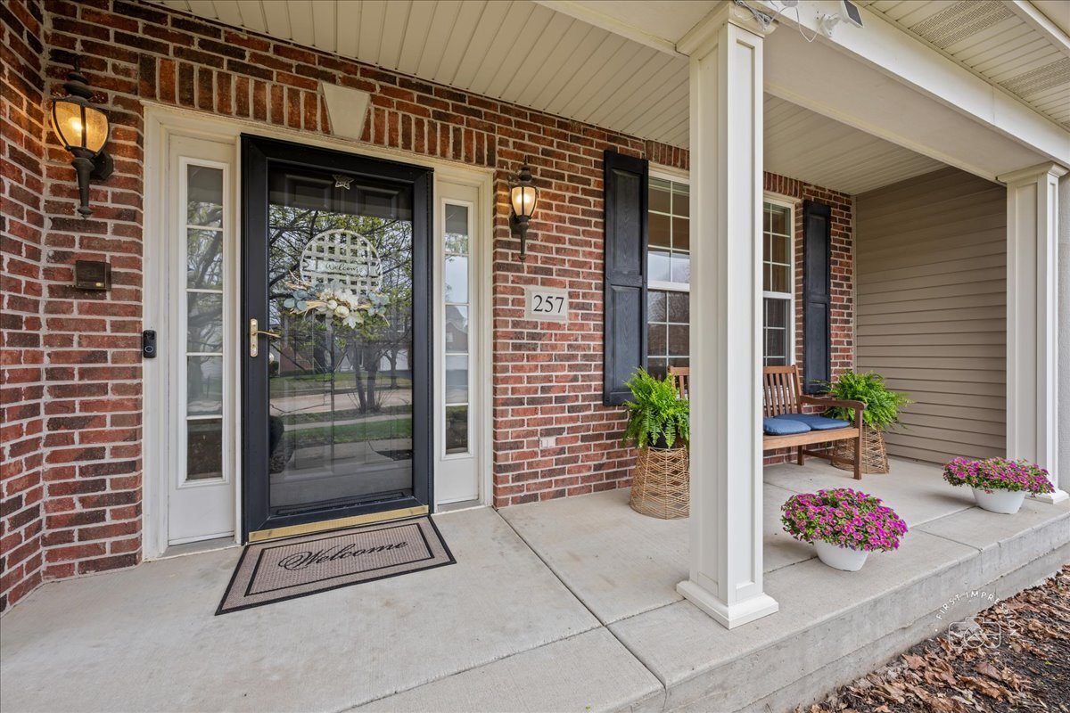 257 Hanburg Lane, Bolingbrook, IL