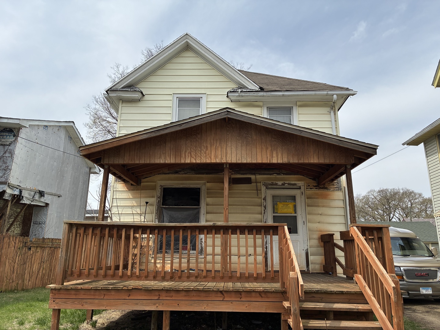 902 N Horsman Street, Rockford, IL