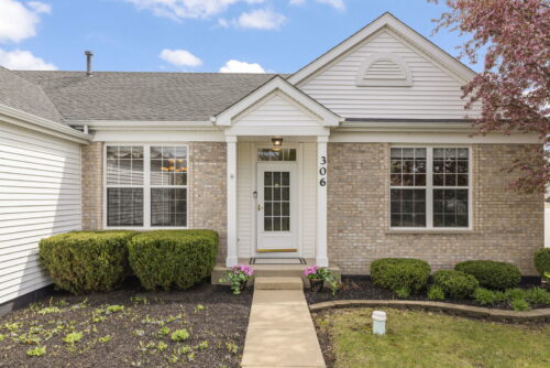 306 Austin Drive, Shorewood, IL