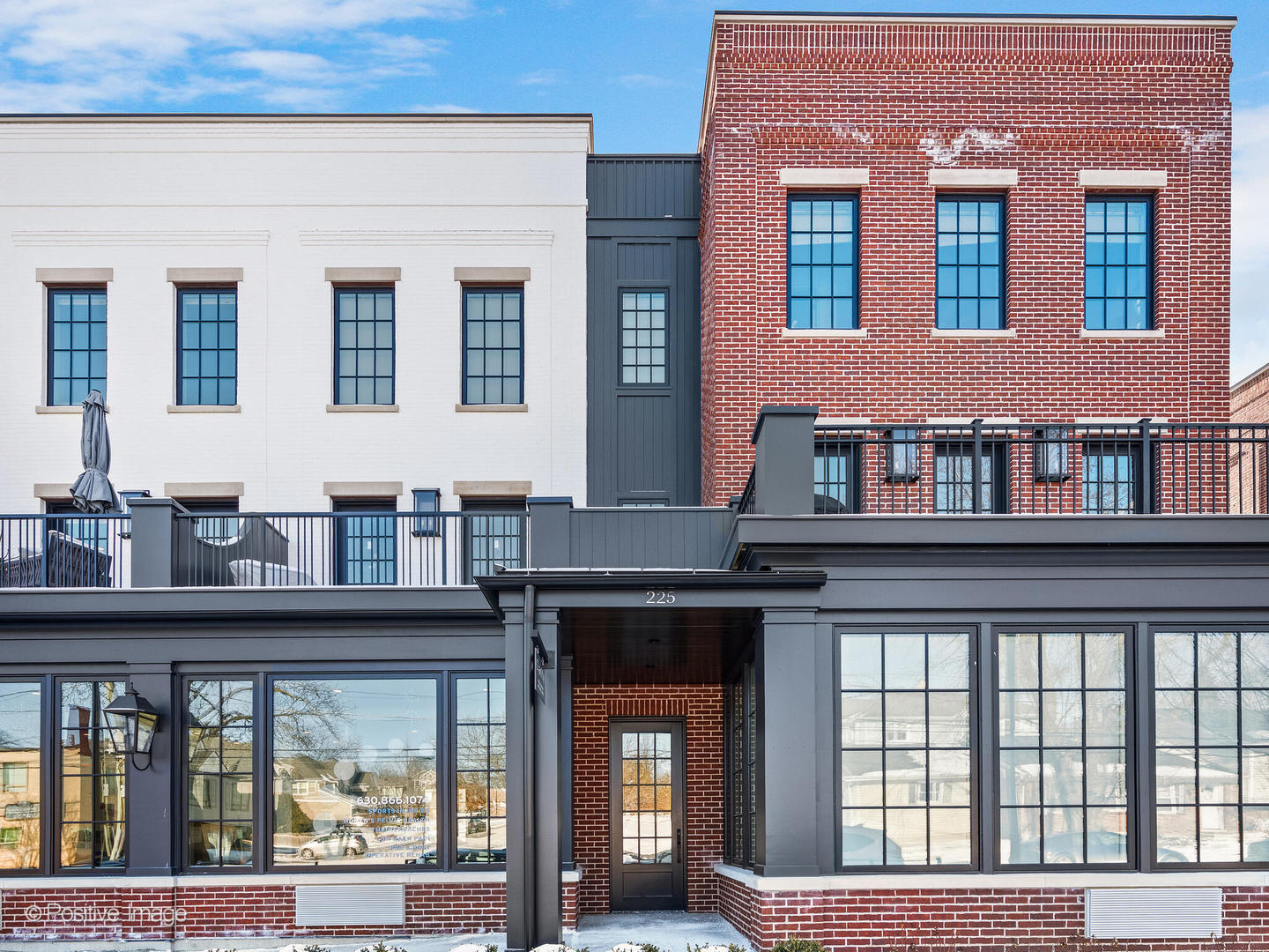 225 Burlington Avenue #TH1, Clarendon Hills, IL