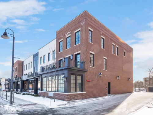 225 Burlington Avenue #TH1, Clarendon Hills, IL