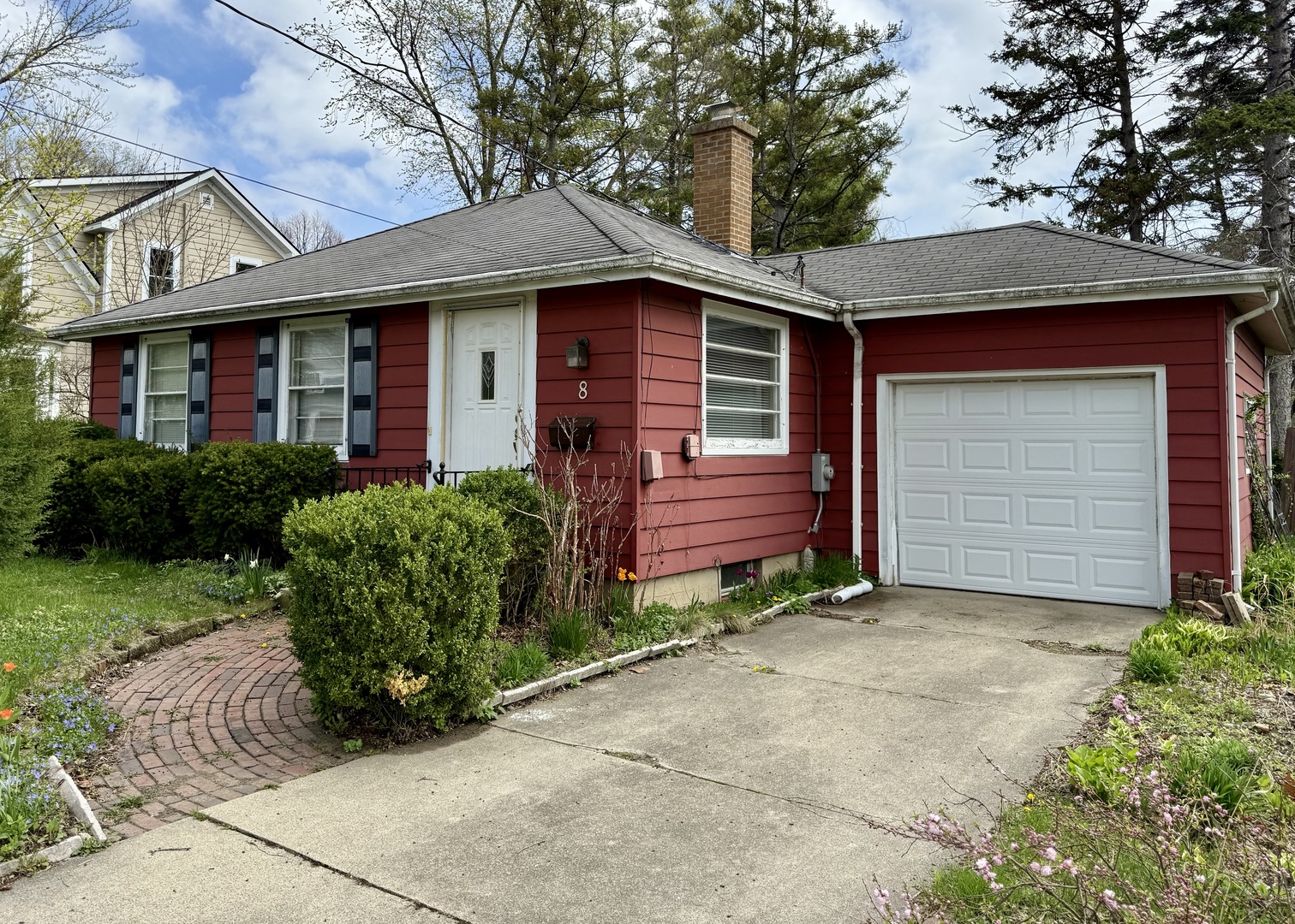 8 N Harrison Street, Batavia, IL