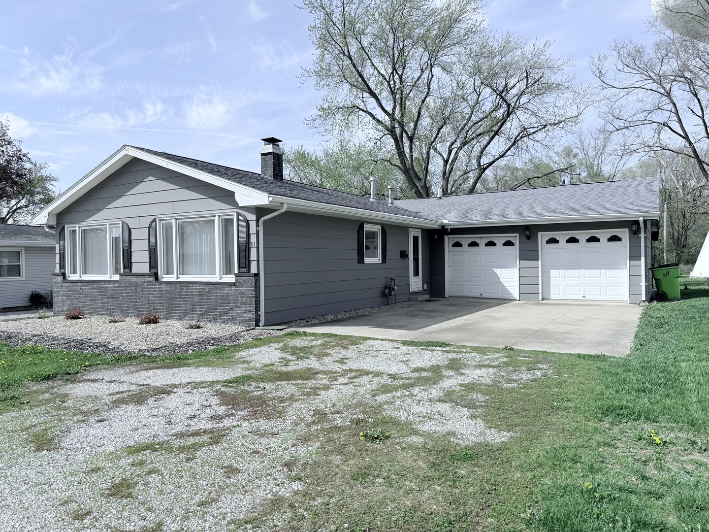 311 E Allen Street, Farmer City, IL